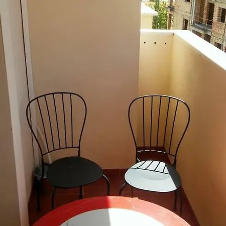 Piso Actual Estilo Industrial Ronda